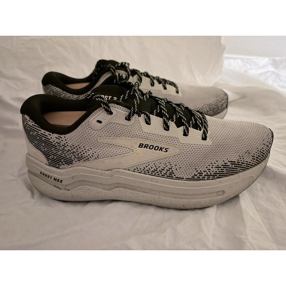 Brooks Ghost Max 2 Running Shoes - Men's 9.5 - Pelican and Black - 1104311D092